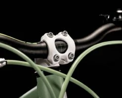 Cube Acid 200 - 20" Kinderfahrrad 2023 | Green´n´white -Günstiges Kurbel Sprint Geschäft cube acid 200 20 kinderfahrrad 2023 greennwhite 005 98065 2200x1760 1280x1280