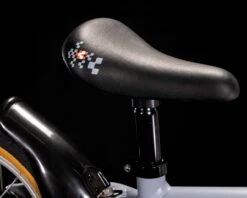 Cube Cubie 120 RT - 12'' Kinder Fahrrad 2023 | Grey´n´red -Günstiges Kurbel Sprint Geschäft cube cubie 120 rt 12 kinder fahrrad 2023 greynred 005 96923 2200x1760 1280x1280