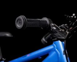 Cube Cubie 160 - Kinderfahrrad 16 Zoll | Actionteam -Günstiges Kurbel Sprint Geschäft cube cubie 160 kinderfahrrad 16 zoll actionteam 004 85368 2200x1760 1280x1280
