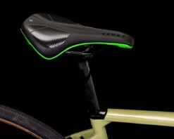 Cube Nuroad C:62 Race - Carbon Gravel Bike 2022 | Green´n´flashgreen -Günstiges Kurbel Sprint Geschäft cube nuroad c62 race carbon gravel bike 2022 greennflashgreen 61 cm 006 82498 2200x1760 1280x1280